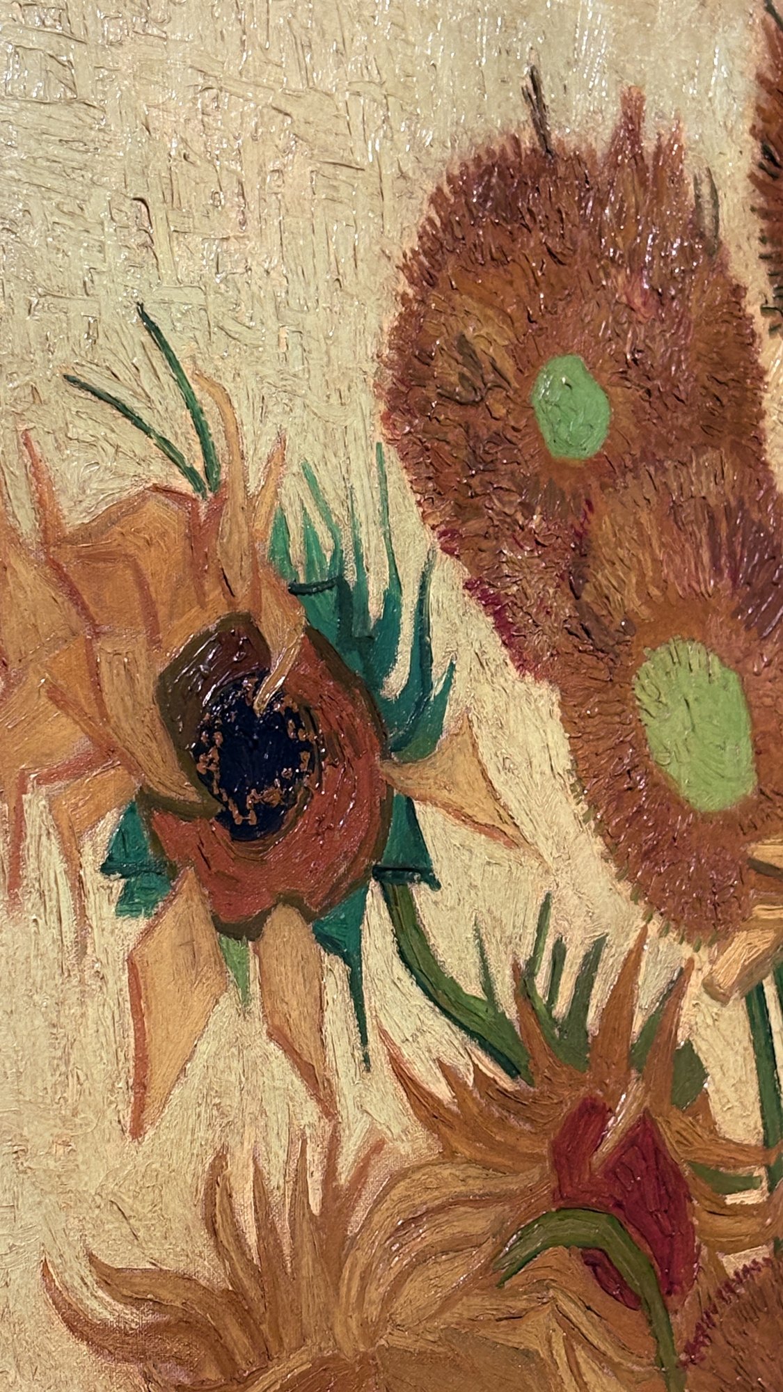 Heart of a sunflower in short upright marks, detail from Van Gogh's Sunflowers